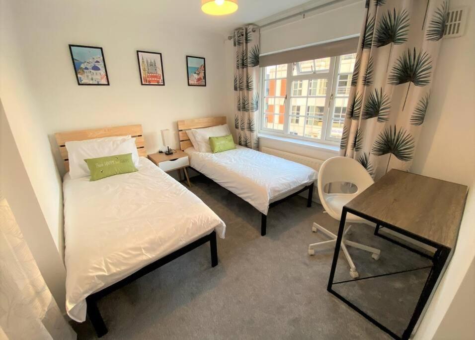 דירות Redhill Town Centre 3 Bed House Near Gatwick Airport, Easy Commute To London מראה חיצוני תמונה