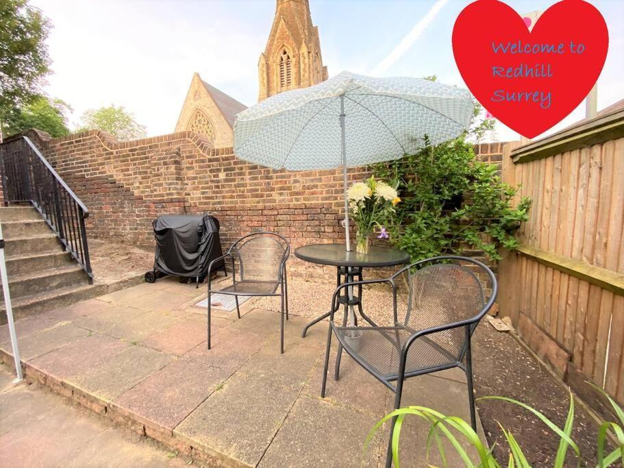 דירות Redhill Town Centre 3 Bed House Near Gatwick Airport, Easy Commute To London מראה חיצוני תמונה