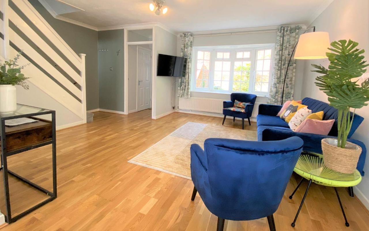 דירות Redhill Town Centre 3 Bed House Near Gatwick Airport, Easy Commute To London מראה חיצוני תמונה